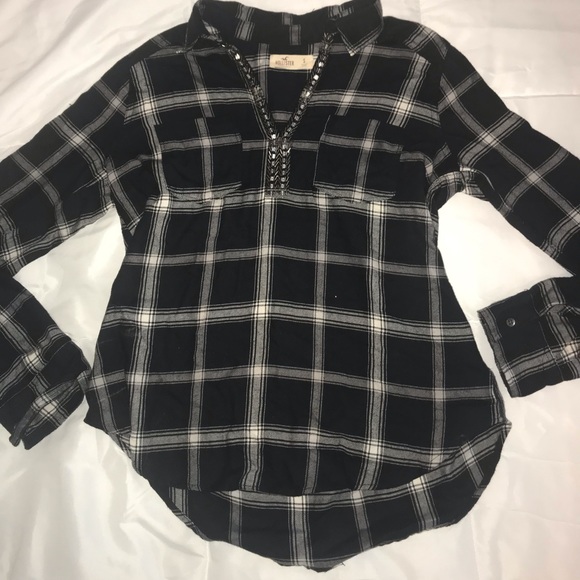 CUTE BLACK FLANNEL🖤 EMBROIDERED W/SEQUINS - Picture 3 of 4